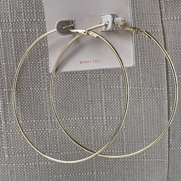 14th & Union Women Earrings Gold Tone Hoop Loop Nickle Free Jewelry New - Picture 1 of 9